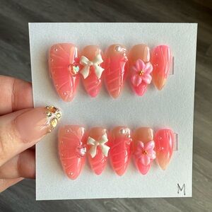Handcrafted Pink Ombre Press-On Nails with 3D Bow & Flower